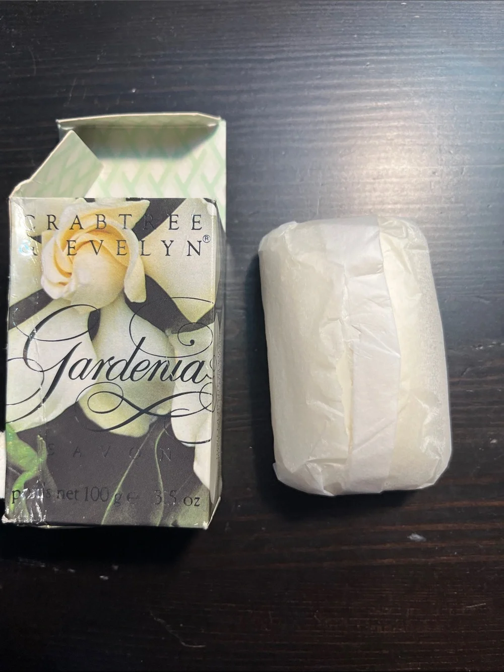 Vintage 1990s Crabtree & Evelyn Gardenia Soap Bar - Cream and Green Packaging